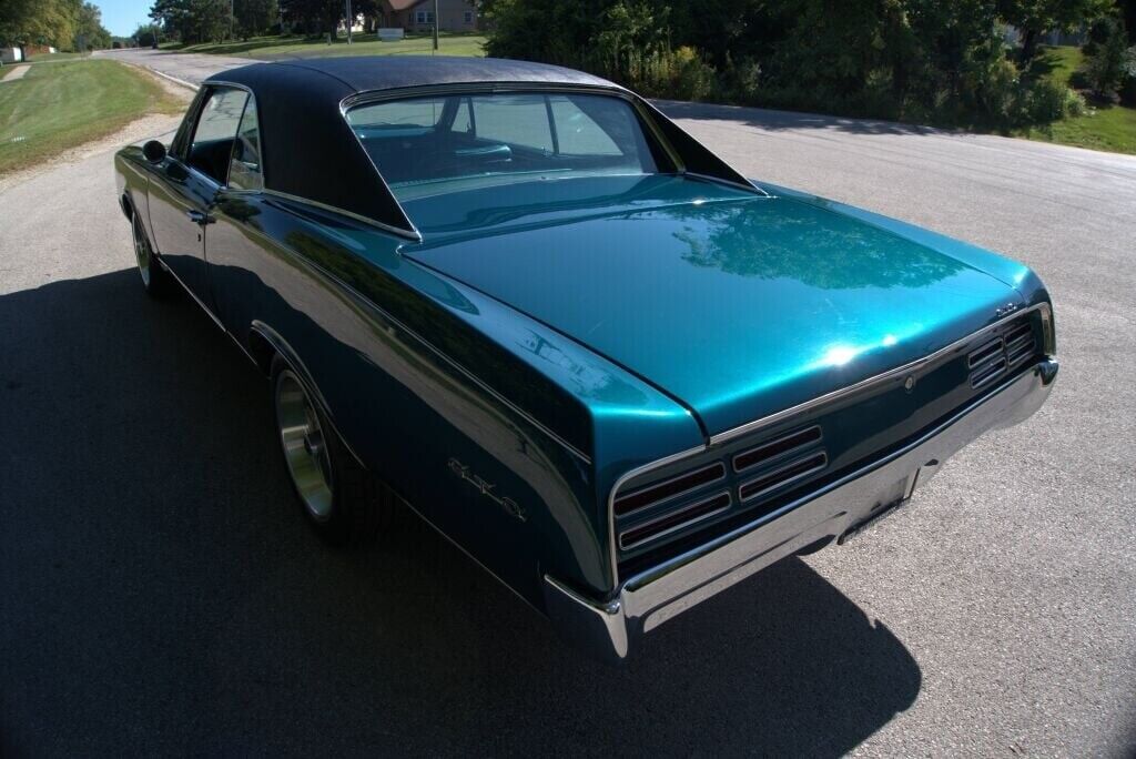 Pontiac-GTO-Coupe-1967-3