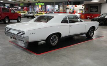 Pontiac-GTO-Coupe-1967-5