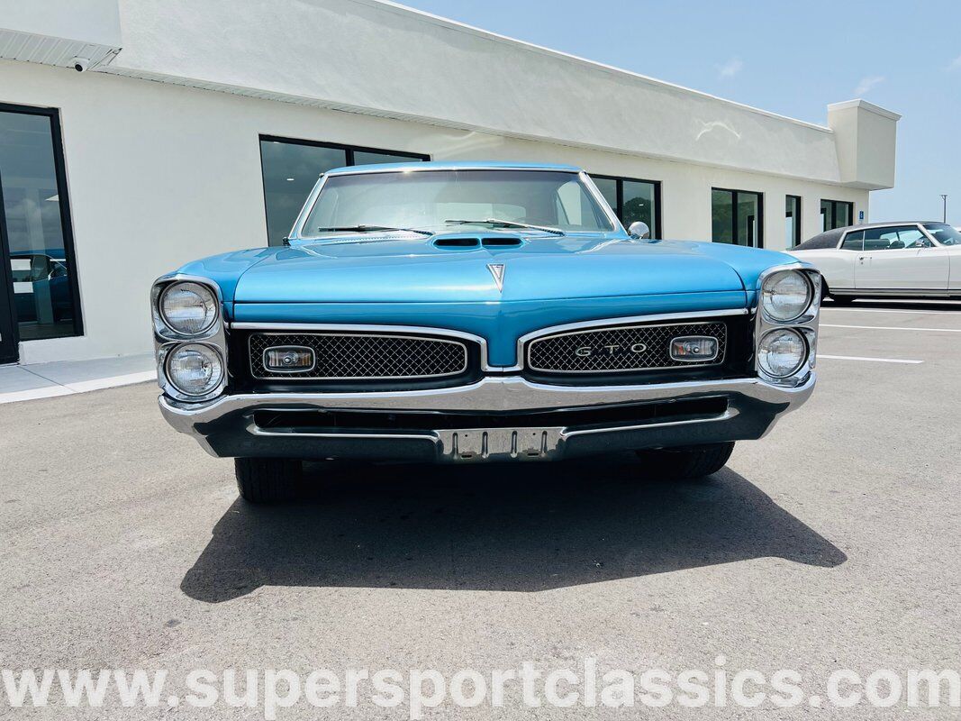 Pontiac-GTO-Coupe-1967-7