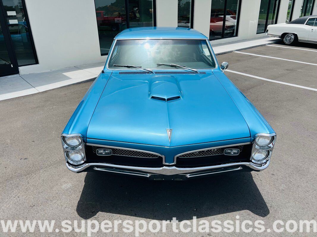 Pontiac-GTO-Coupe-1967-8