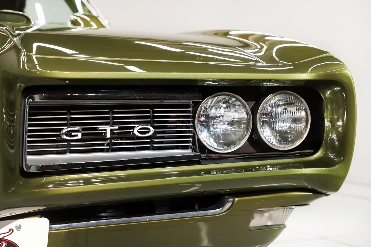 Pontiac-GTO-Coupe-1968-10