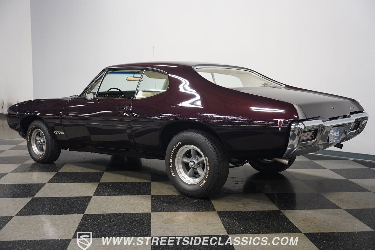 Pontiac-GTO-Coupe-1968-11