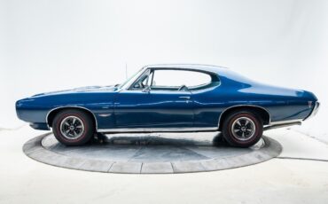 Pontiac-GTO-Coupe-1968-2