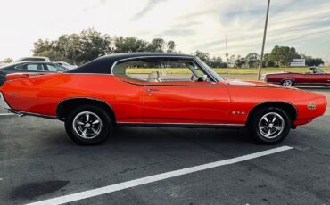 Pontiac-GTO-Coupe-1969-1