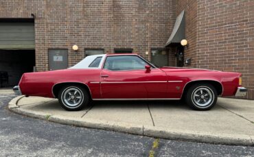 Pontiac-Grand-Prix-1976-9