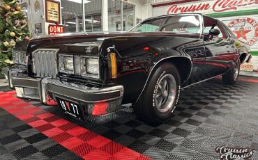 Pontiac-Grand-Prix-1977-10