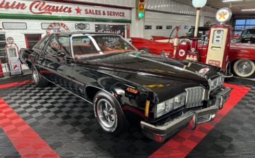 Pontiac Grand Prix  1977