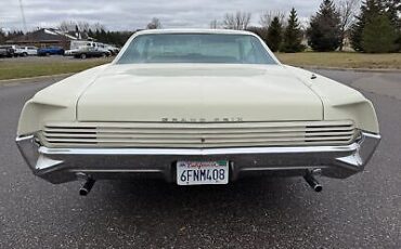 Pontiac-Grand-Prix-Coupe-1966-4