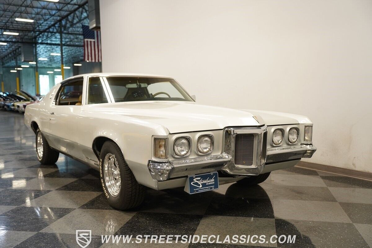 Pontiac-Grand-Prix-Coupe-1969-14