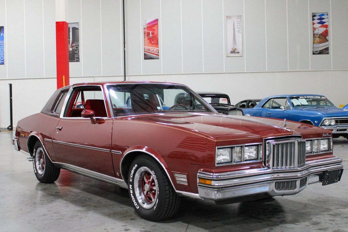 Pontiac-Grand-Prix-Coupe-1978-6