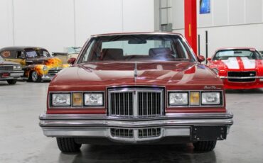 Pontiac-Grand-Prix-Coupe-1978-7