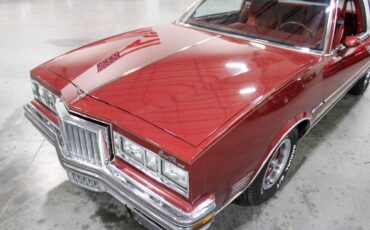 Pontiac-Grand-Prix-Coupe-1978-8