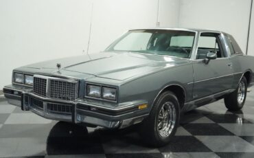 Pontiac-Grand-Prix-Coupe-1985-5