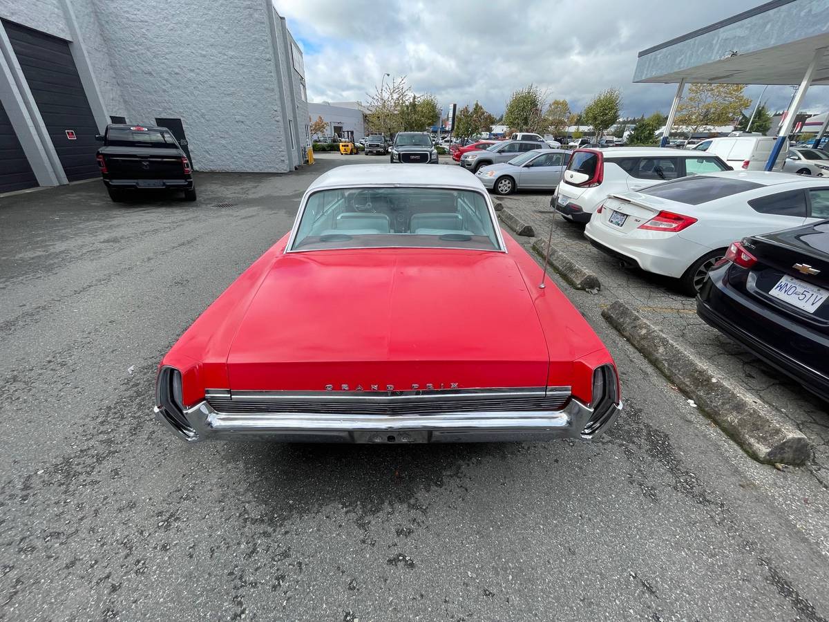 Pontiac-Grand-prix-1964-11