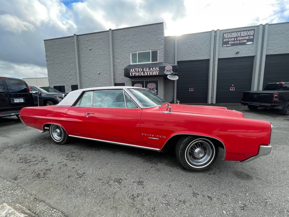 Pontiac-Grand-prix-1964-7