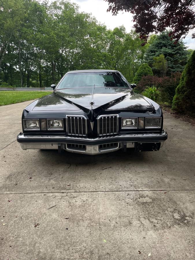 Pontiac-Grand-prix-1977-8