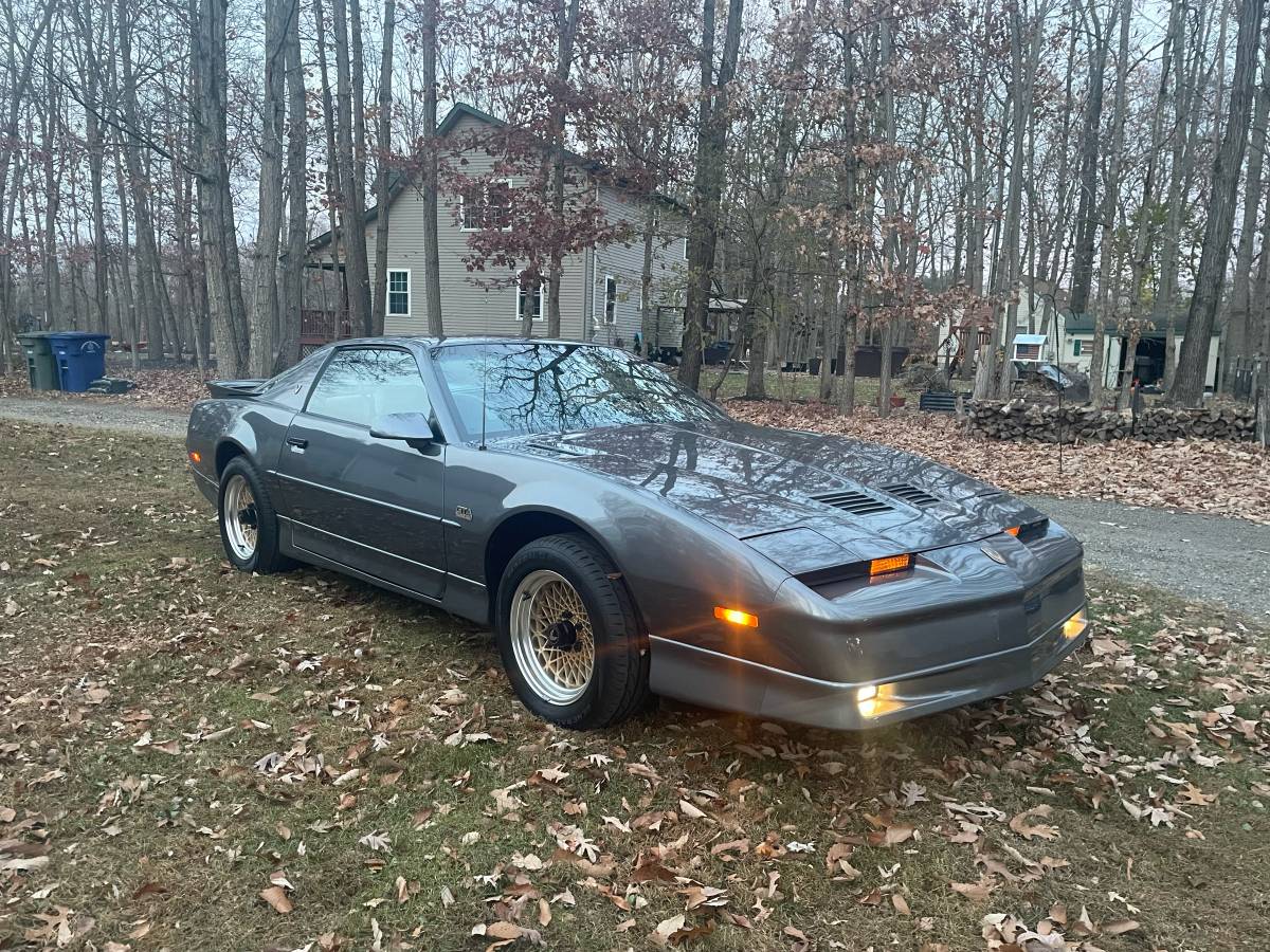 Pontiac-Gta-trans-am-1987-17