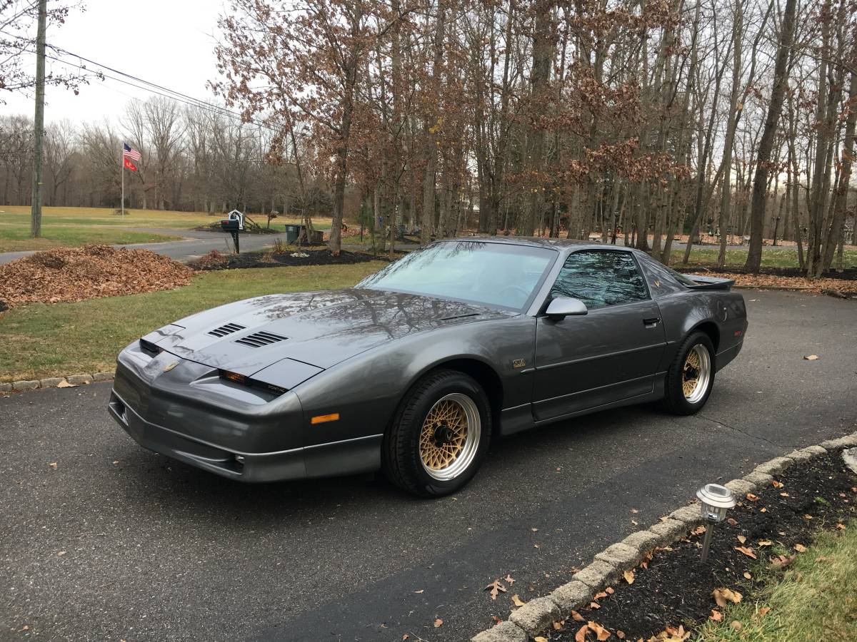 Pontiac-Gta-trans-am-1987-20