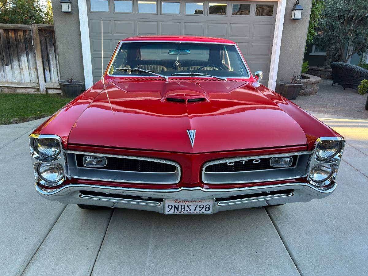 Pontiac-Gto-1966-5