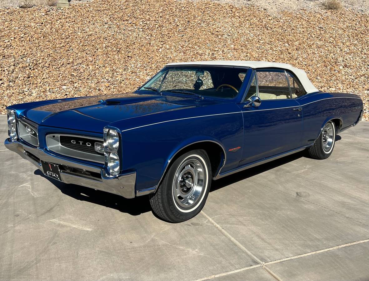 Pontiac-Gto-convertible-1966-3