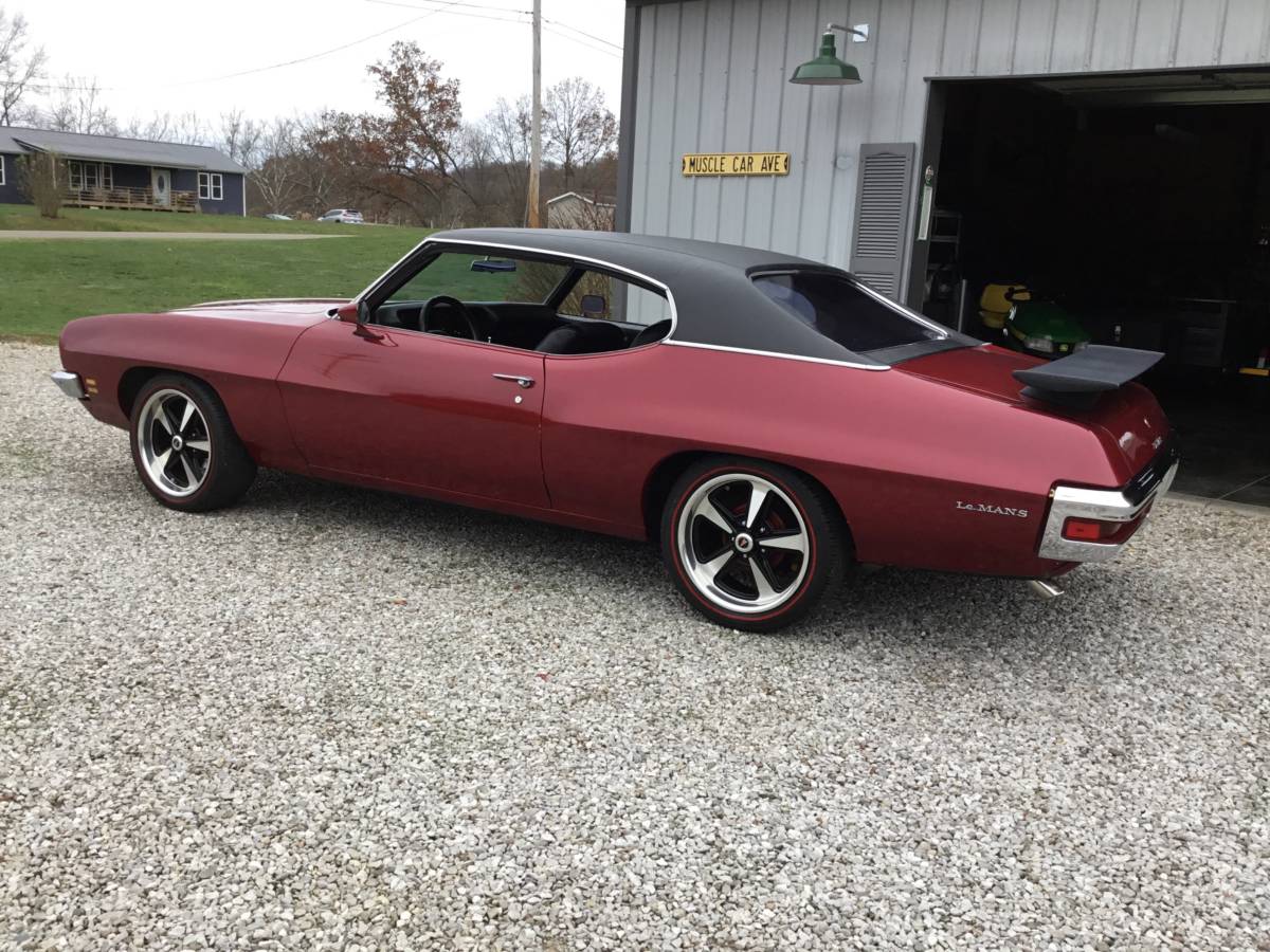 Pontiac-Lemans-1971