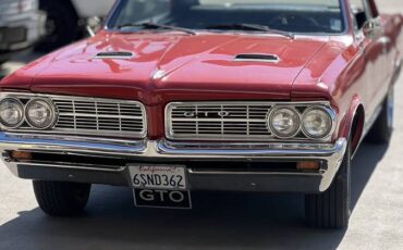 Pontiac-Lemans-gto-1964