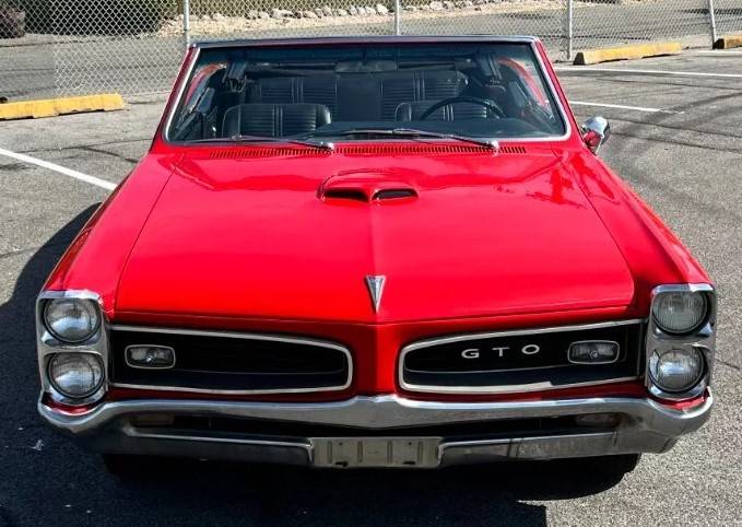 Pontiac-Lemans-gto-1966