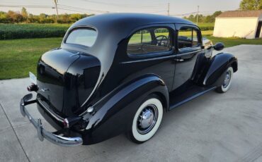 Pontiac-Silver-Streak-1936-3