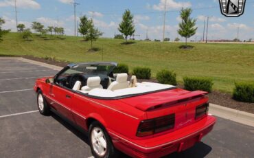 Pontiac-Sunbird-Cabriolet-1992-7