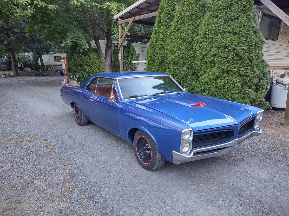 Pontiac-Tempest-1966-2