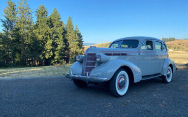 Pontiac-Touring-Sedan-Berline-1937-3