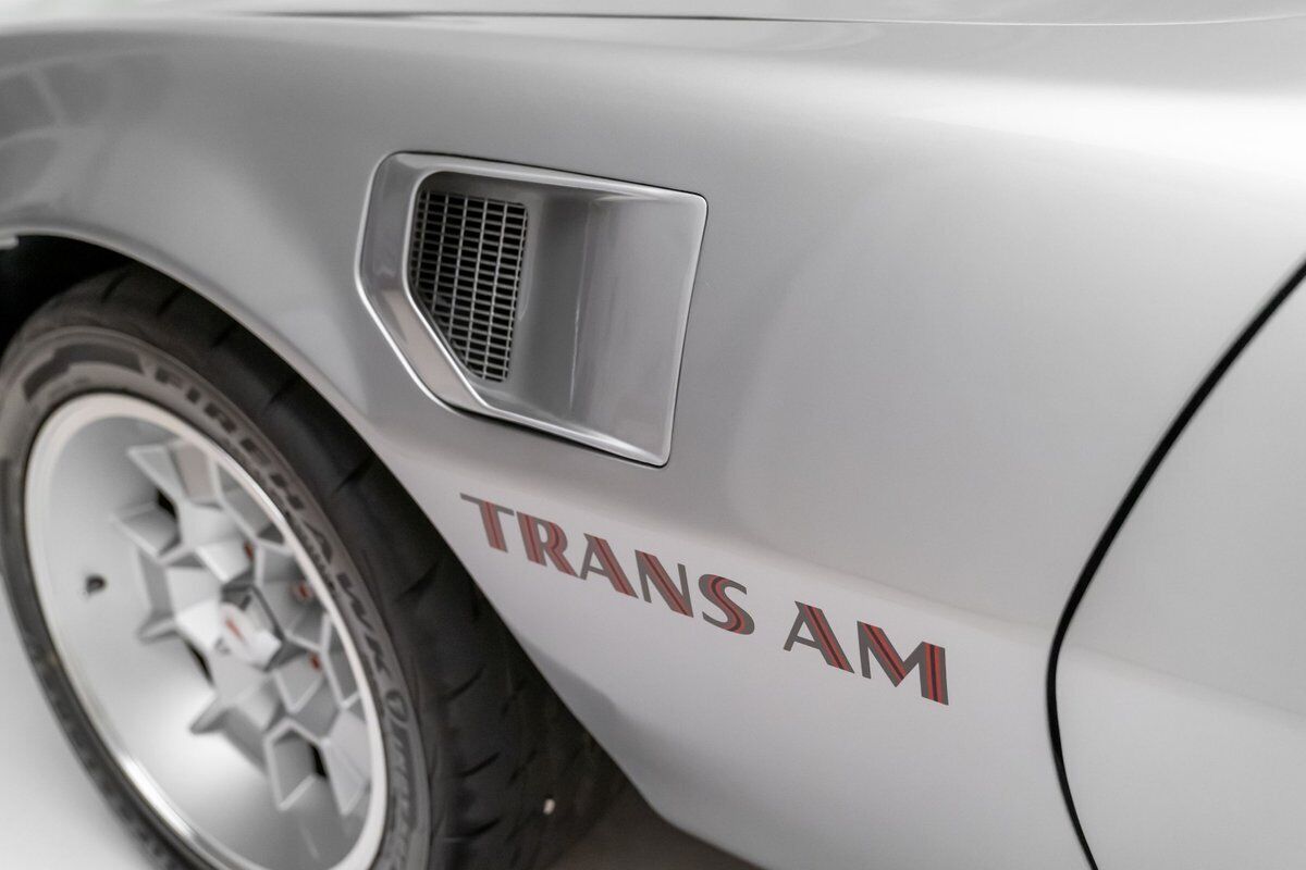 Pontiac-Trans-Am-1976-31