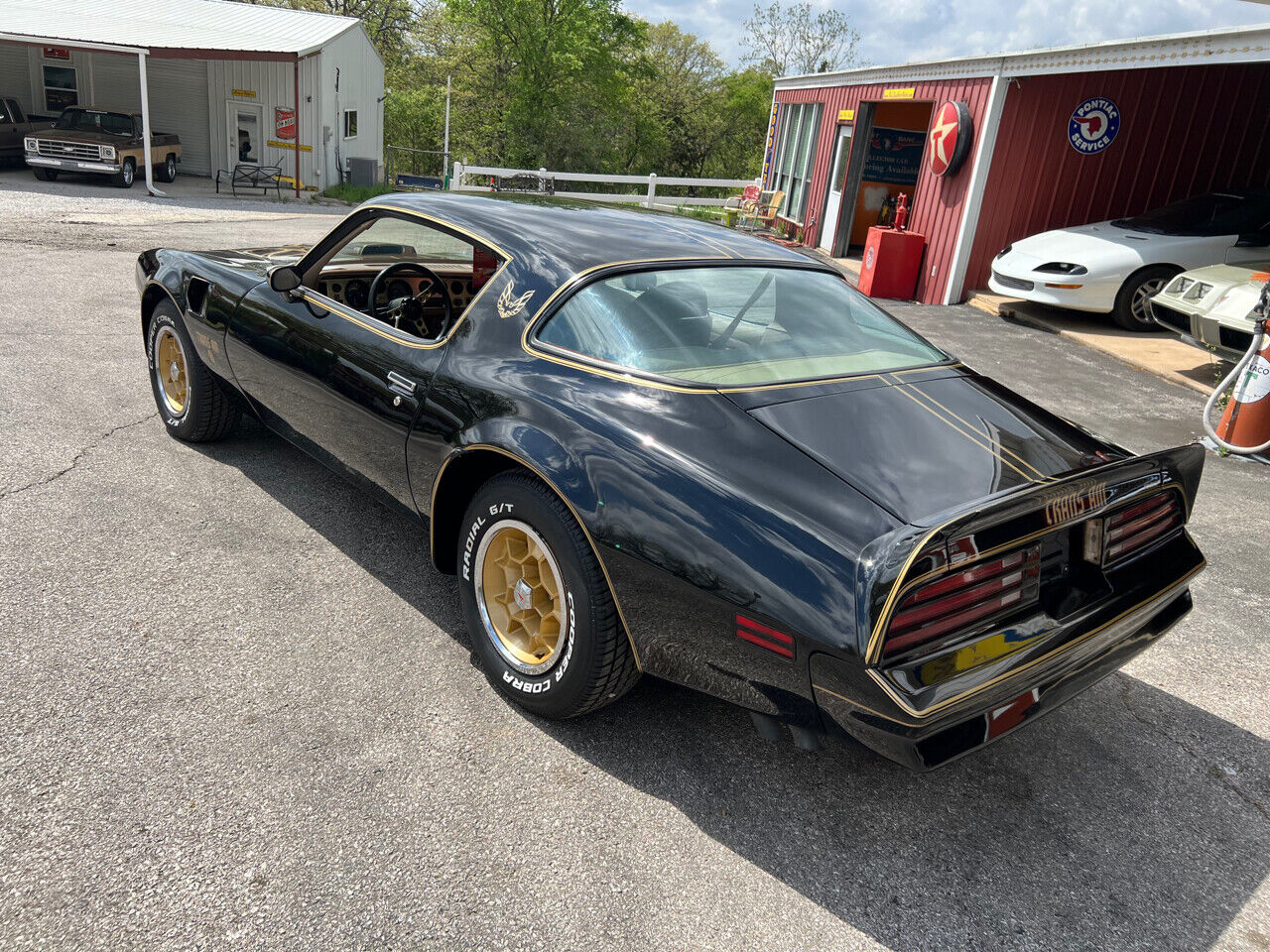 Pontiac-Trans-Am-1976-6