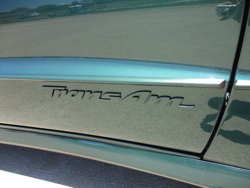 Pontiac-Trans-Am-Convertible-1995-17