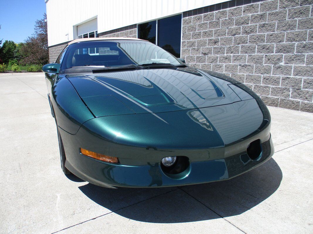 Pontiac-Trans-Am-Convertible-1995-3