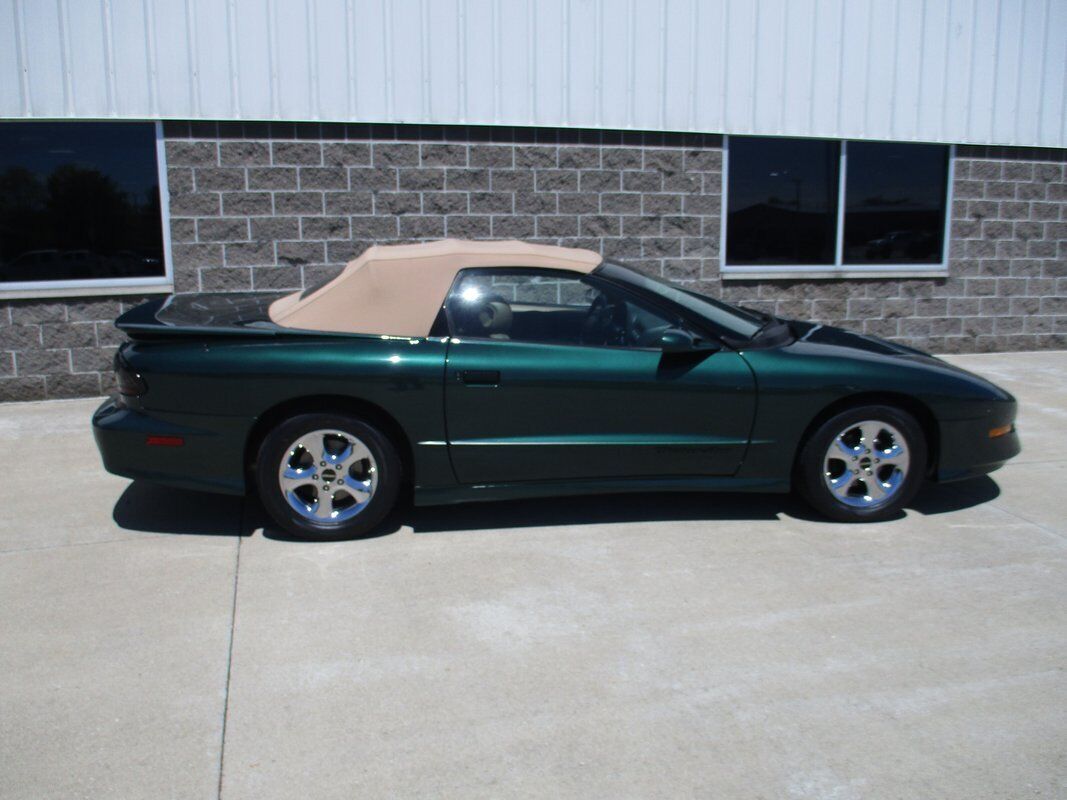 Pontiac-Trans-Am-Convertible-1995-7