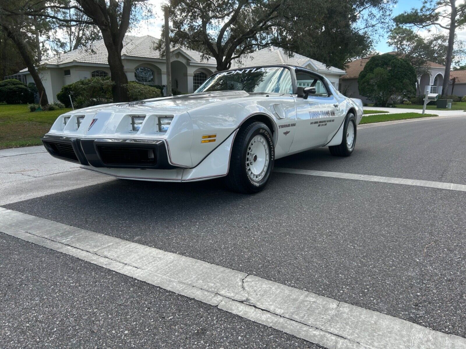 Pontiac-Trans-Am-Coupe-1980-34