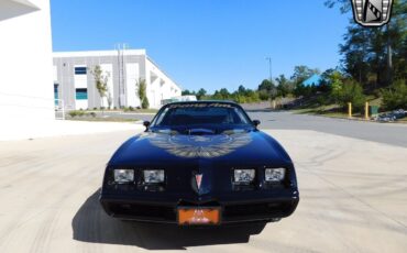 Pontiac-Trans-Am-Coupe-1981-3