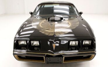 Pontiac-Trans-Am-Coupe-1981-6