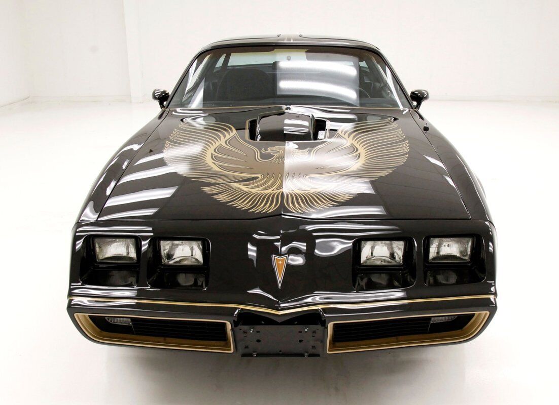 Pontiac-Trans-Am-Coupe-1981-6