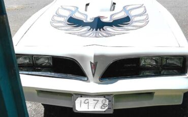 Pontiac-Trans-am-1978-1