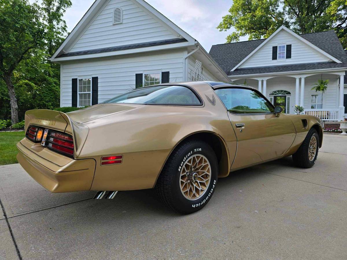 Pontiac-Trans-am-1978-4