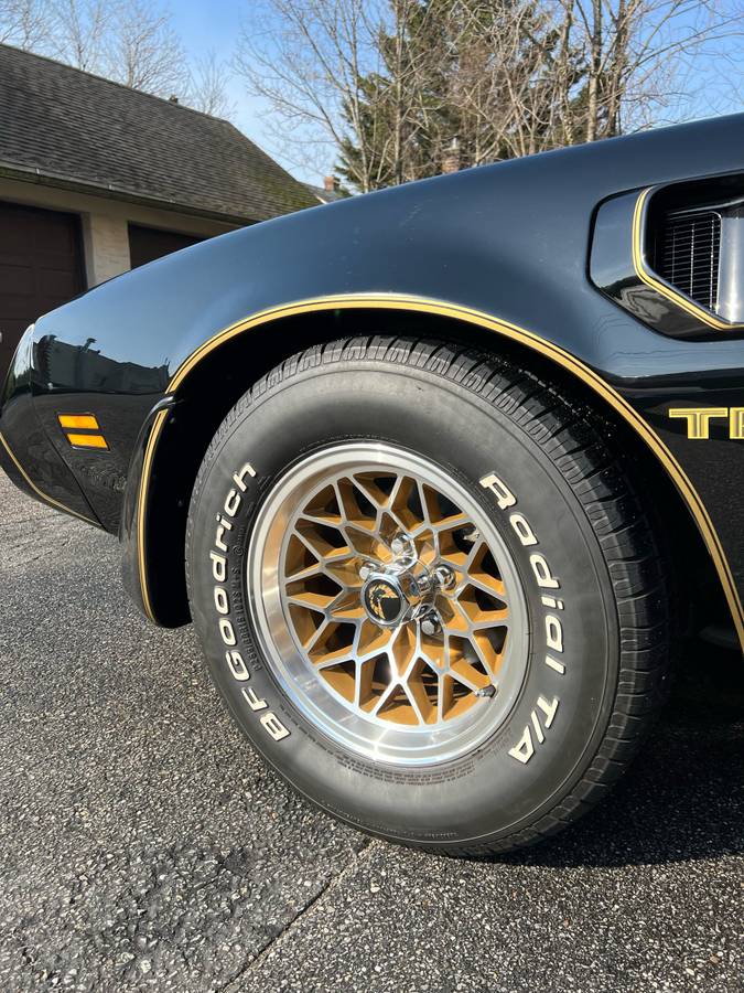 Pontiac-Trans-am-1979-2