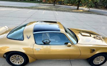 Pontiac-Trans-am-1979