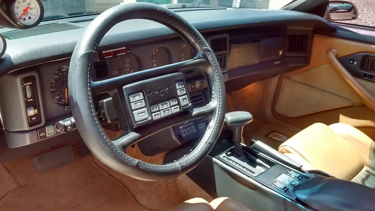 Pontiac-Trans-am-1989-5