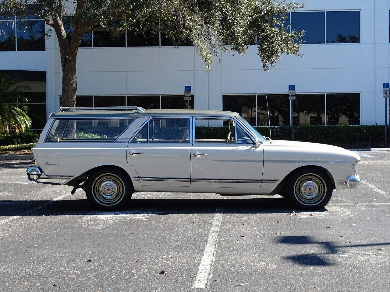 Rambler-Ambassador-1963-8