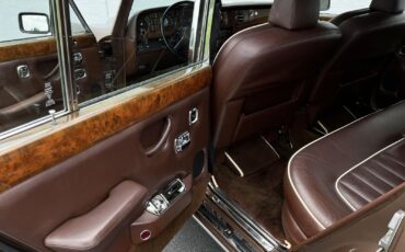 Rolls-Royce-Bentley-T2-1980-21