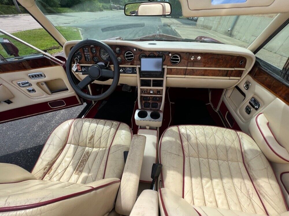 Rolls-Royce-Corniche-1987-5