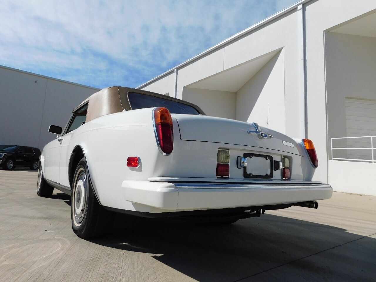 Rolls-Royce-Corniche-1988-8