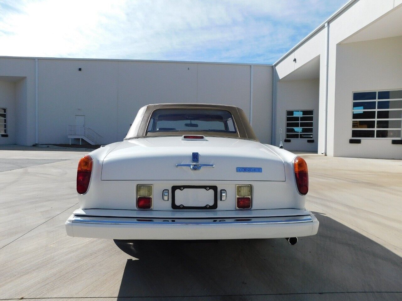 Rolls-Royce-Corniche-1988-9